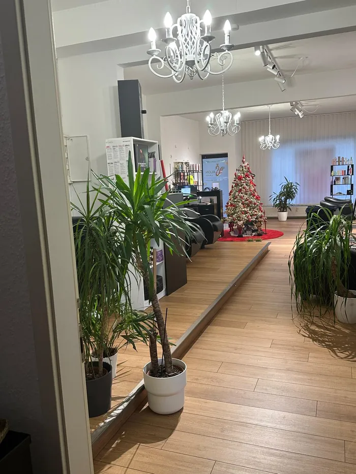 Behandlungsplätze im Salon Layan in Rastede